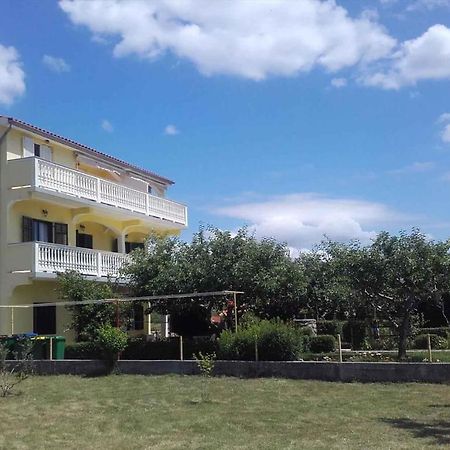 Apartment In Lopar/Insel Rab 17739 Ngoại thất bức ảnh