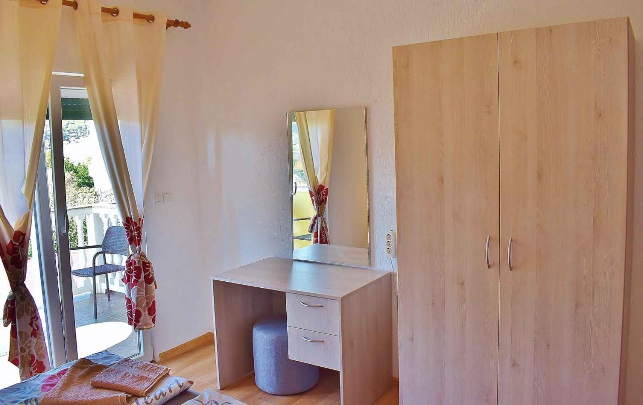 Apartment In Lopar/Insel Rab 17739 Ngoại thất bức ảnh